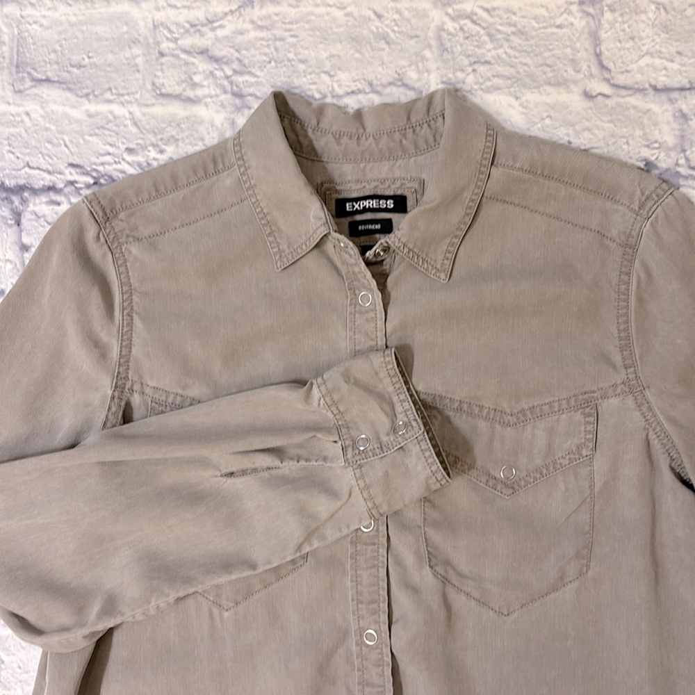 Express Snap Front Boyfriend Shirt Long Sleeves Gray Tan Neutral Size Small